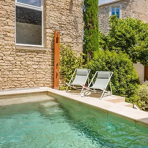 Le Clos De Bed & Breakfast