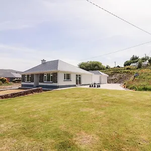 Holiday home Coolnaharragill Lower